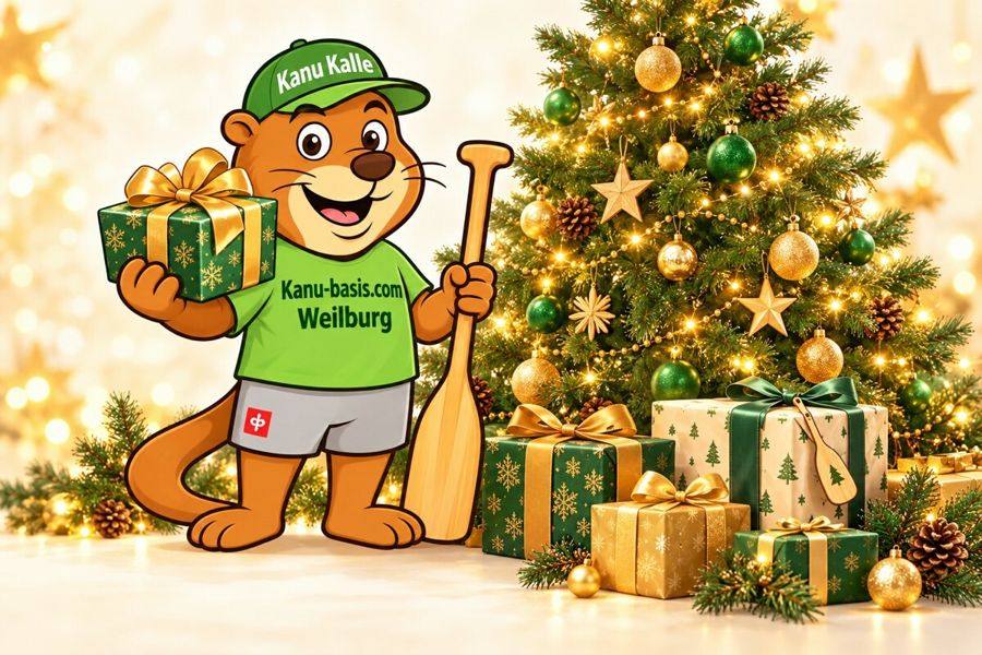Kanu Kalle mit Weihnachtsbaum und Geschenken – Weihnachtsillustration